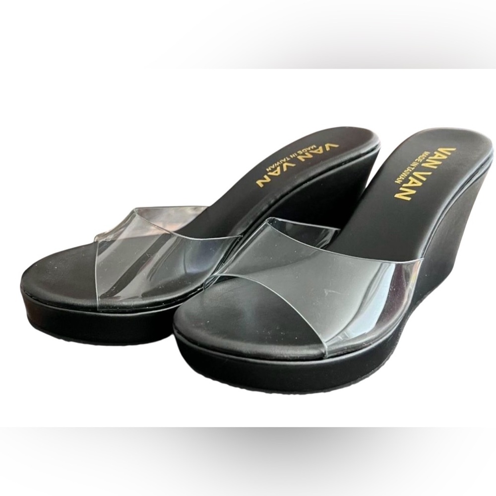 Vaneli Black and Transparent Platform Sandals